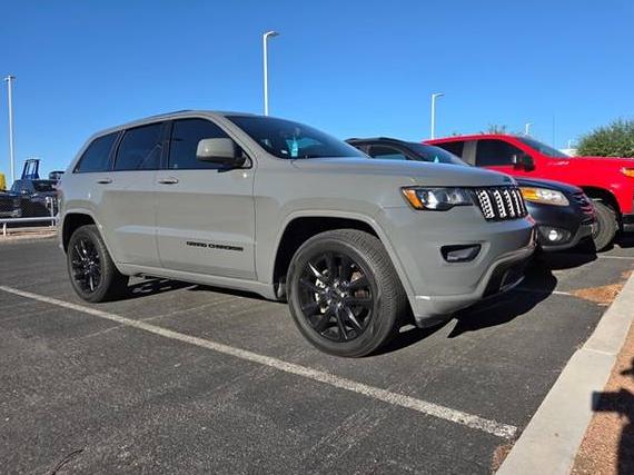 JEEP GRAND CHEROKEE 2019 1C4RJEAG2KC798404 image